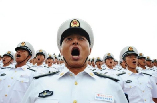 揭秘阅兵军服：加入时尚元素