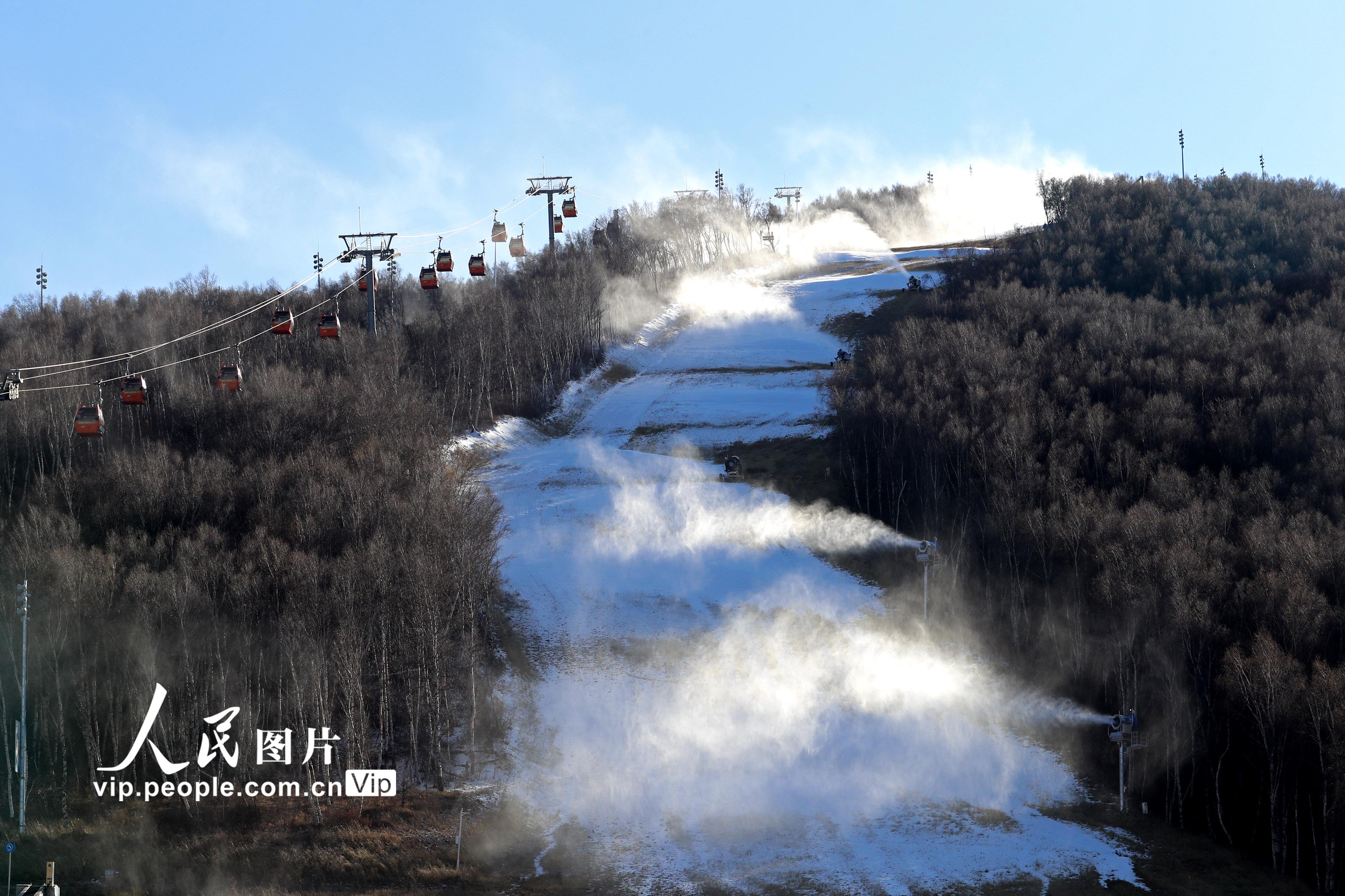 北京市内唯一雪上竞赛场馆——首钢滑雪大跳台正式造雪 - 北京事儿 - 新湖南