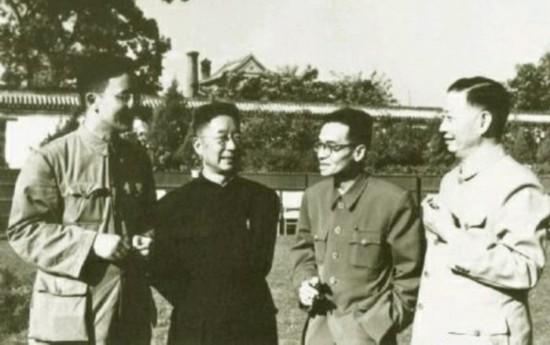 罕见绝版照片:慈禧老照片、当时的后宫、少年的李小龙 - 捕鱼者 - 做现代有机农业 享健康快乐人生 数学家华罗庚、文学大师老舍、建筑大师梁思成、戏剧大师梅兰芳