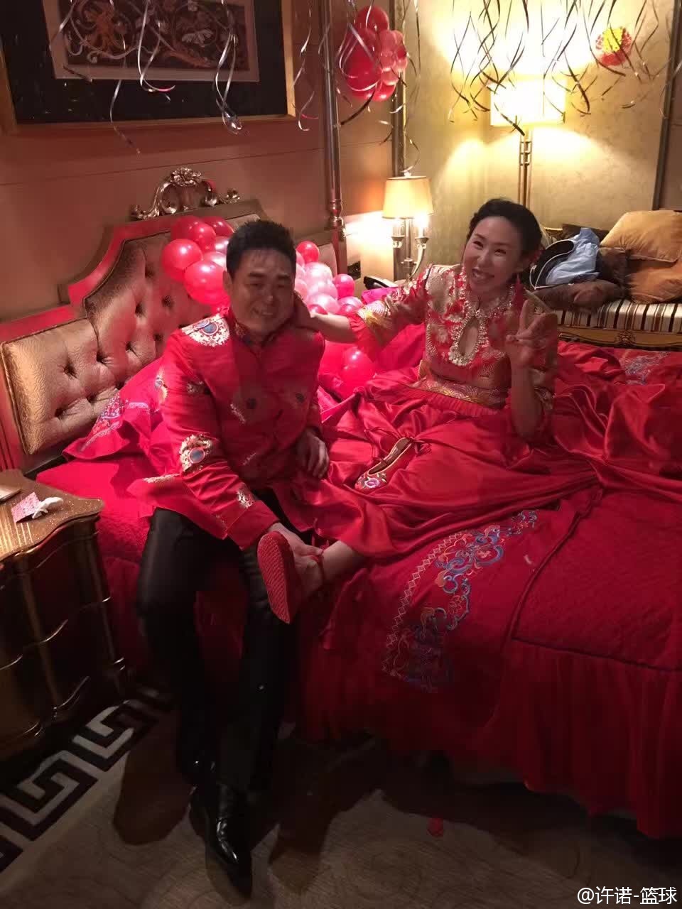苗立杰婚礼现场美女许诺云集蕾丝裙抢镜神美女及系统图片