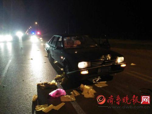 夫妻被酒驾司机追尾双双去世 女儿被瞒参加考