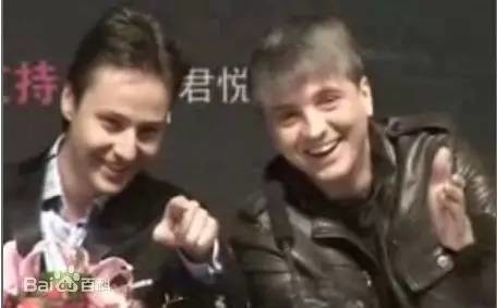 迪玛希连唱两次《歌剧2,维塔斯怒发律师函…所以这锅该谁背?