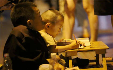 父子同患瓷娃娃病 瓷娃娃是什么病